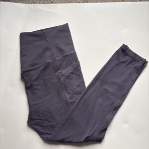 Athleta  Salutation Stash Pocket  7/8 Tights size Med athletic wear